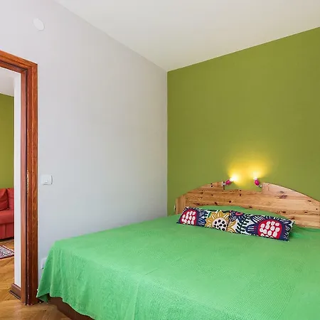 Apartment Dobracina